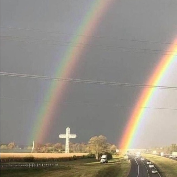 Meet your Posher, Julia - Picture 1 of 1